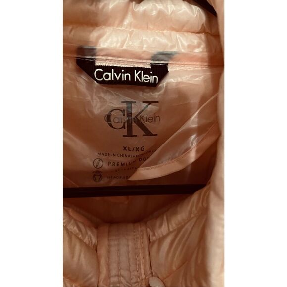 Calvin Klein Premium Down Puffer Zip Up Vest SZ XL Pink - Picture 10 of 10